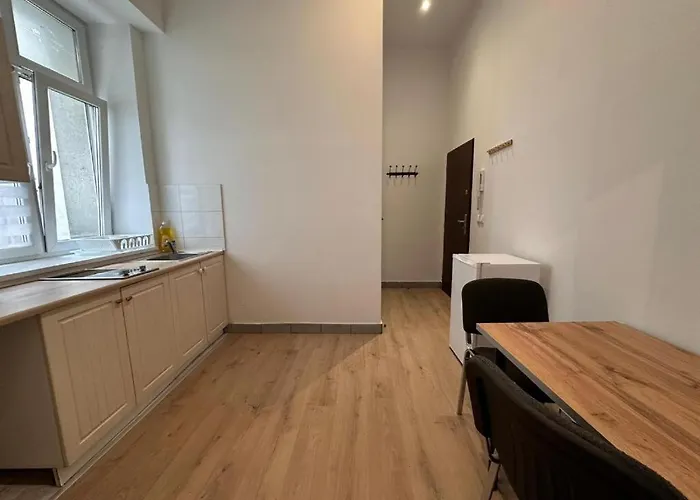 Aparthotel Golebia-plus 3*