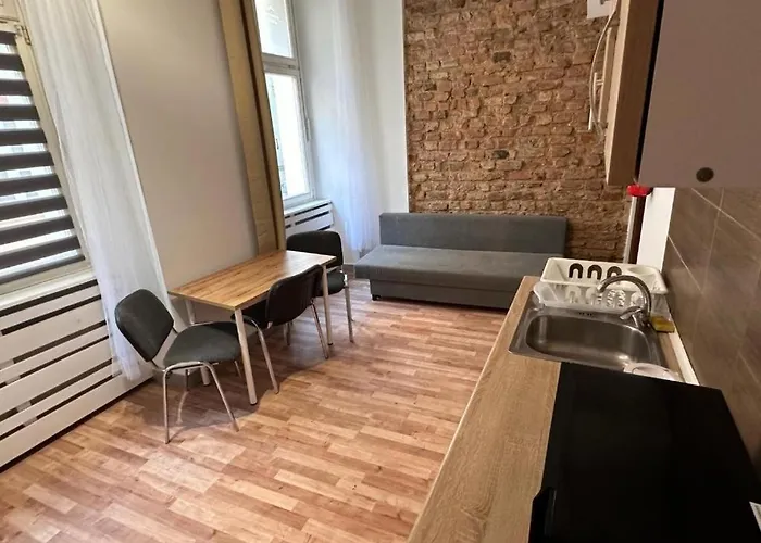 Aparthotel Golebia-plus